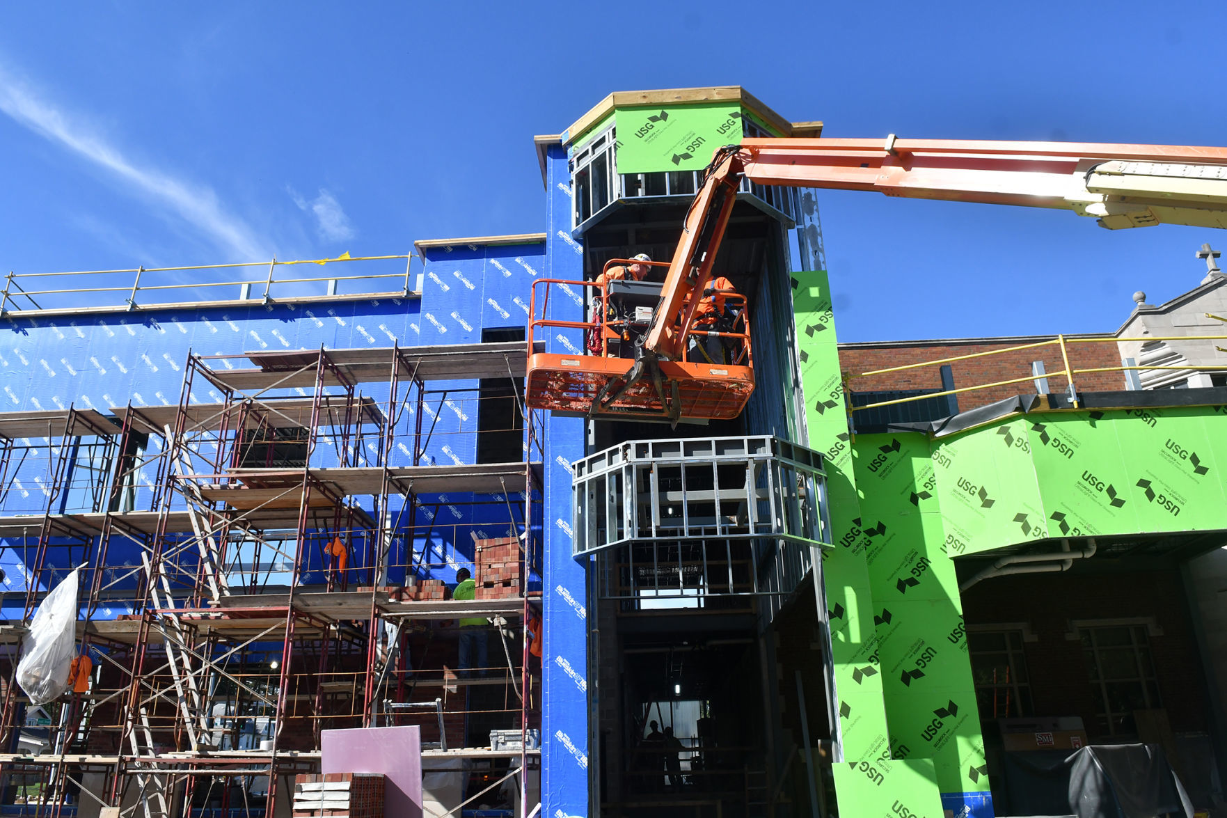 St. Ambrose construction addition to old McMullen Hall.